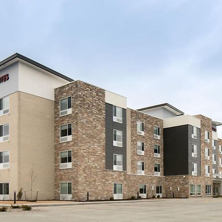 Towneplace Suites By Marriott Oshkosh Eksteriør billede